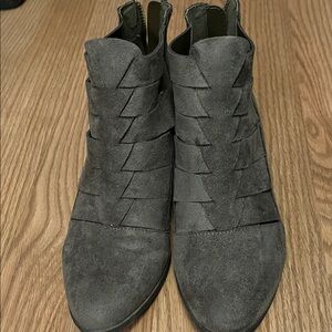 Stylish Gray Suede Ankle Boots